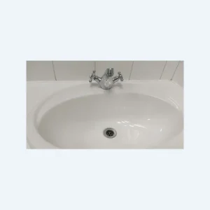 Basin mixer tap with installation and leak prevention support